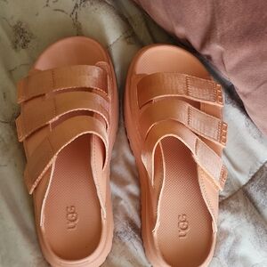UGG  Coral Strap Sandals